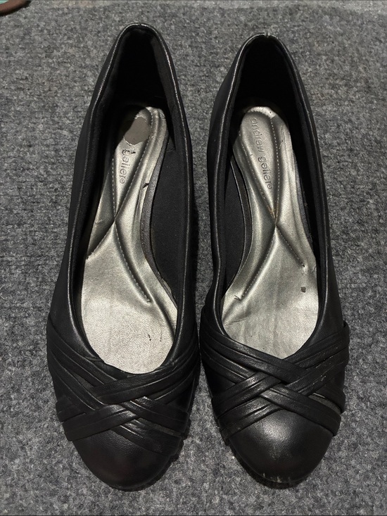 Andrew Geller Shoes - 👠 Andrew Geller Black Crossband Slip-On Shoes